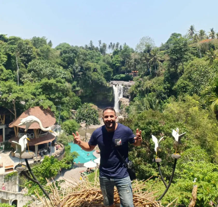 🌿 UBUD WATERFALL TOUR